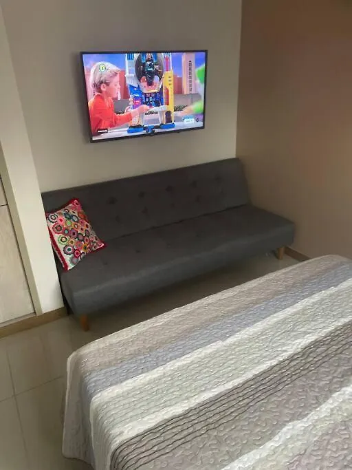 Disfrute Cali Sucursal Del Cielo - Lujoso Apartamento Cerca De Todo - Colombia アパート